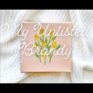 Brandy Melville ~ Unlisted Brandy ~ Different SIZ